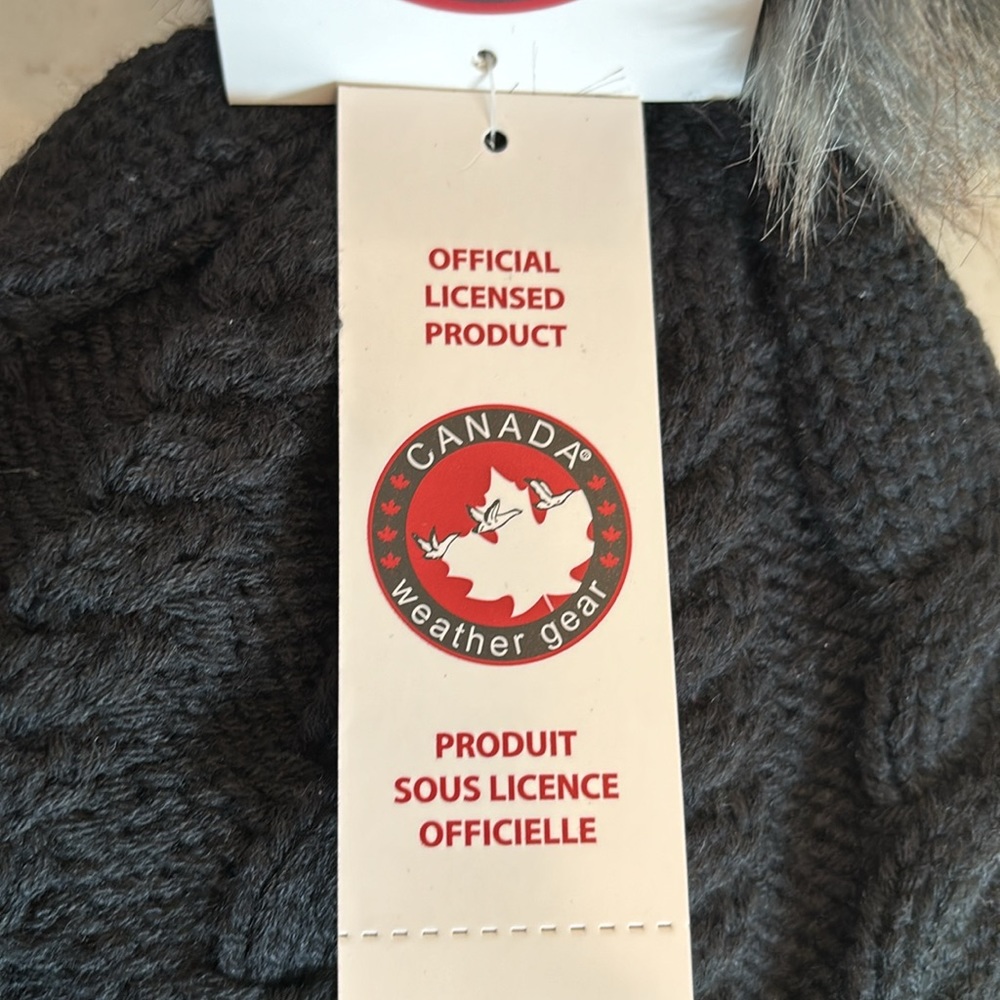 CANADA Weather Gear Beanie - Picture 3 of 4